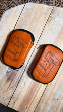 Load image into Gallery viewer, The Smuggler