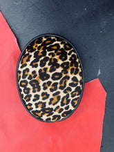 Load image into Gallery viewer, Sissy bar pads 🩷🖤